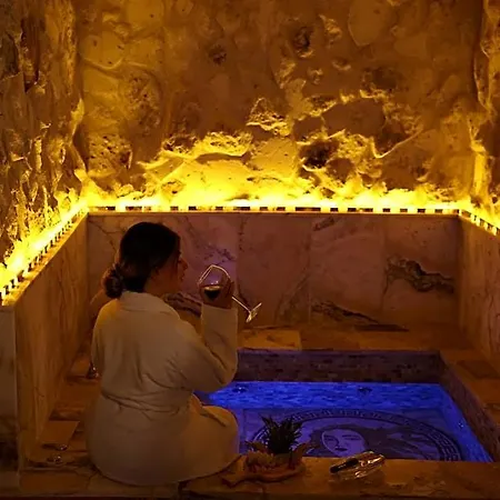 Otel The Calypso Cave