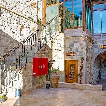 The Calypso Cave Otel
