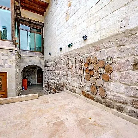The Calypso Cave Otel