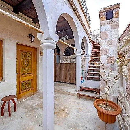 The Calypso Cave Otel