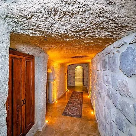 The Calypso Cave Otel *